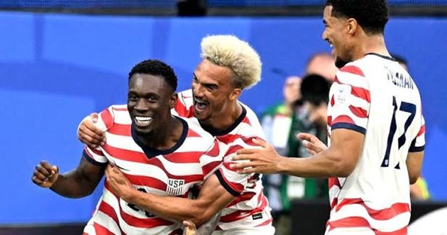 Xuất hiện nghi vấn Nhà Trắng gây áp lực lên FIFA để hoãn án của Balogun. (Ảnh: Getty Images)