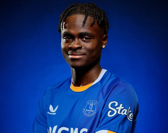 Everton hoàn tất thương vụ chiêu mộ Tyrique George từ Chelsea. Ảnh: Everton FC.