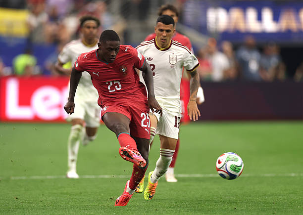 Ảnh bài viết Bồ Đào Nha 0-0 Tây Ban Nha: Nuno Mendes rời sân