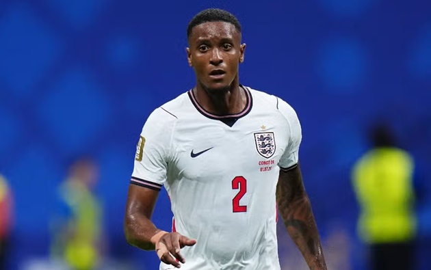 Arsenal chỉ chốt giá 35 triệu bảng cho Konsa. (Ảnh: Getty Images)