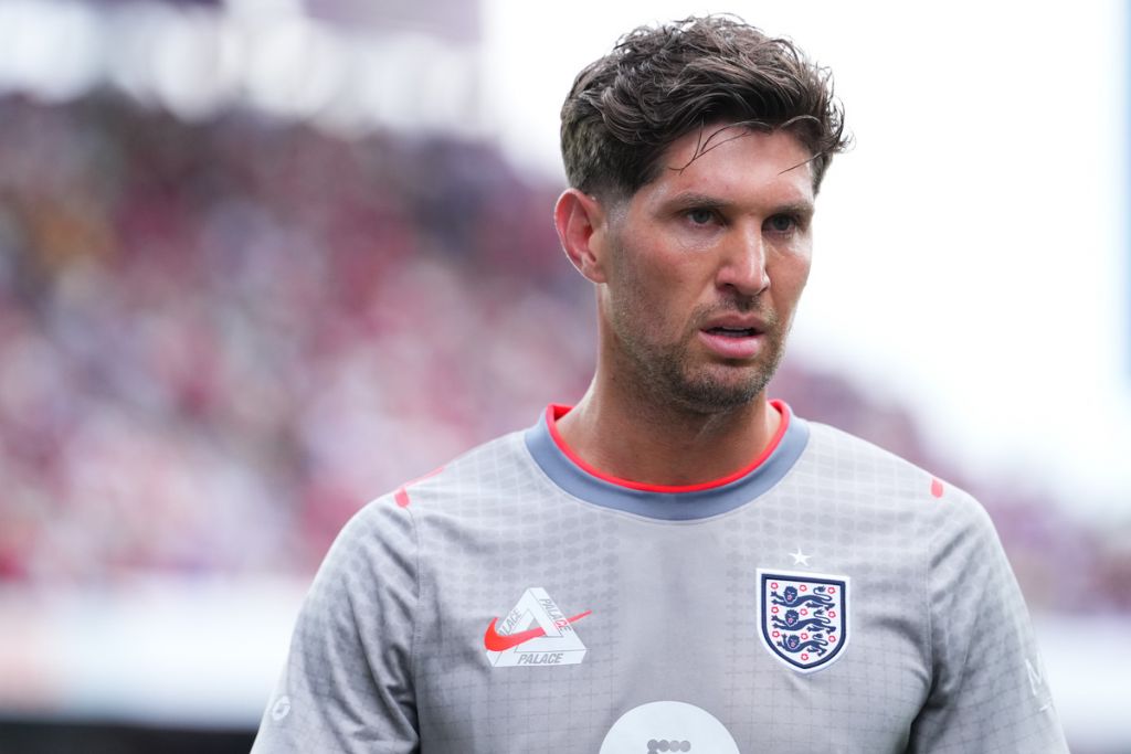Ảnh bài viết John Stones được mời chào cho Juventus, Inter và Milan