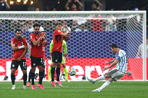Ảnh bài viết Argentina 0-1 Ai Cập: Cột dọc từ chối Messi
