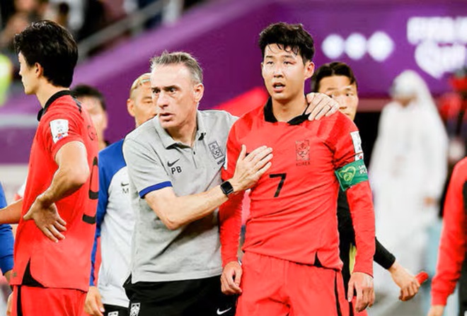HLV Paulo Bento được cho sẵn sàng tái ngộ Hàn Quốc. Ảnh: Osen.