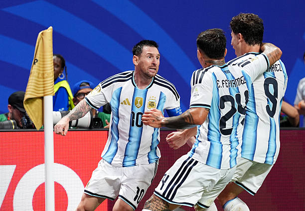 Ảnh bài viết Ngược dòng điên rồ, Argentina giành vé vào tứ kết World Cup 2026