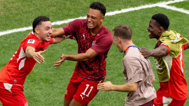 Thụy Sĩ giành vé vào tứ kết World Cup. Ảnh: Sky Sports.