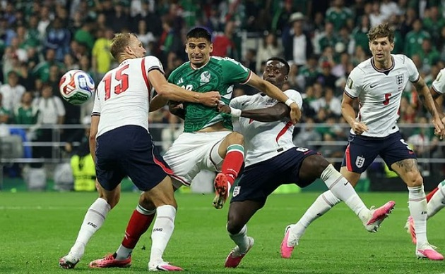 Ảnh bài viết Michael Owen lo tuyển Anh bị Pháp và Tây Ban Nha đè bẹp