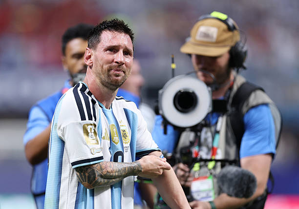 Ảnh bài viết Thấy gì từ những giọt nước mắt của Lionel Messi?