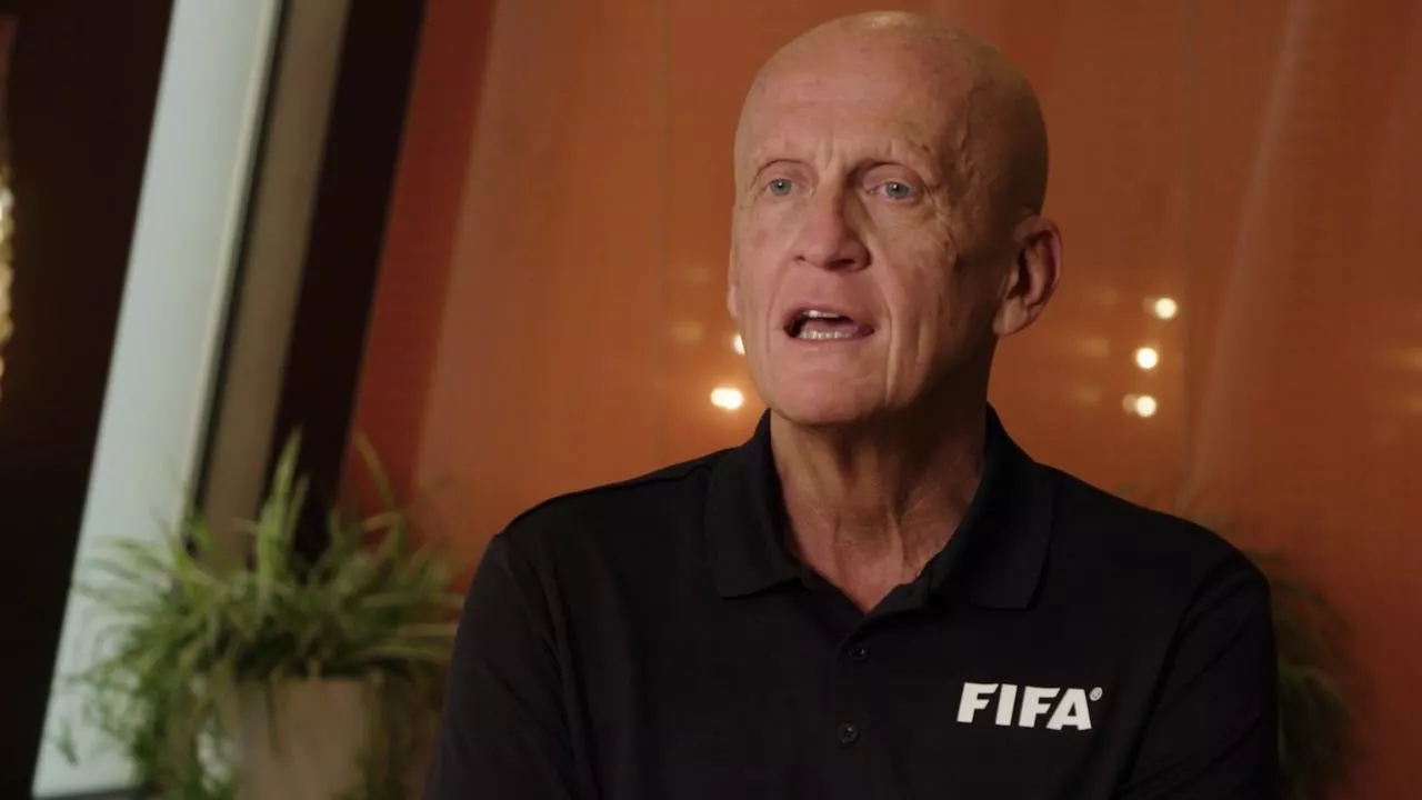Trưởng ban Trọng tài FIFA Pierluigi Collina. Ảnh: FIFA.