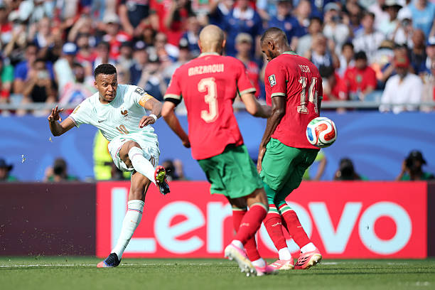 Ảnh bài viết Pháp 2-0 Morocco: Dembele nhân đôi cách biệt