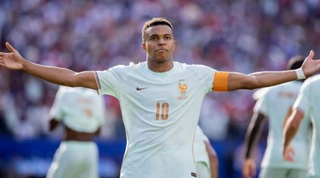 Mbappe bùng nổ tại đấu trường World Cup. Ảnh: Getty Images.