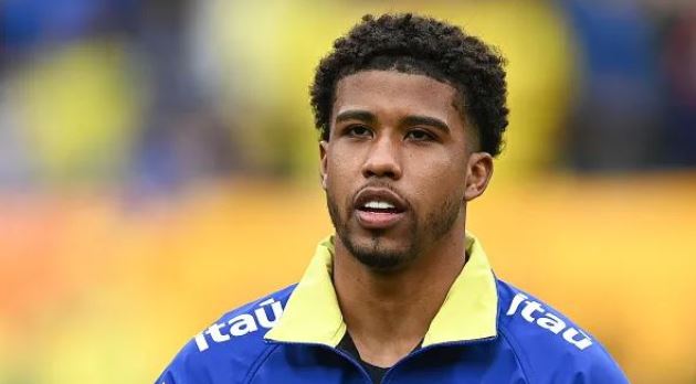 Ảnh bài viết Paul Scholes hoài nghi thương vụ Andrey Santos của Man United