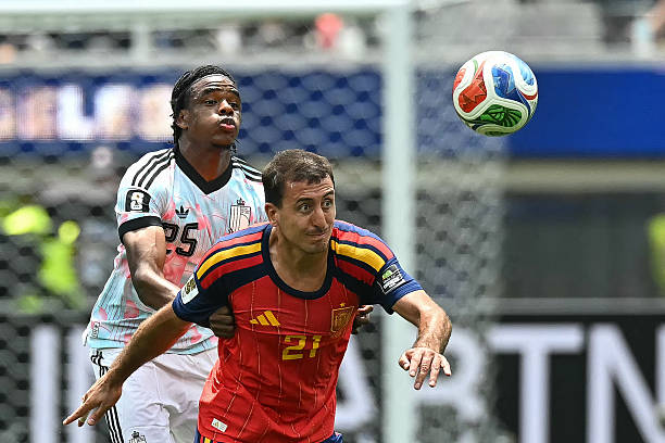 Mikel Oyarzabal - 6.6 điểm: Làm tường tốt trong hiệp một nhưng nhìn chung đã thi đấu mờ nhạt. Có một vài pha chạm bóng tinh tế nhưng không đủ sức đe dọa khung thành Bỉ như yêu cầu của một mũi nhọn chơi cao nhất. Ảnh: Getty Images.