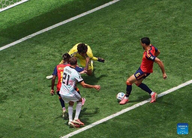 Ảnh bài viết De la Fuente: Mikel Merino có thể chơi cho bất cứ đội bóng nào trên thế giới
