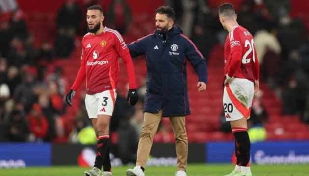 Ảnh bài viết HLV Amorim muốn đưa Mazraoui về AC Milan