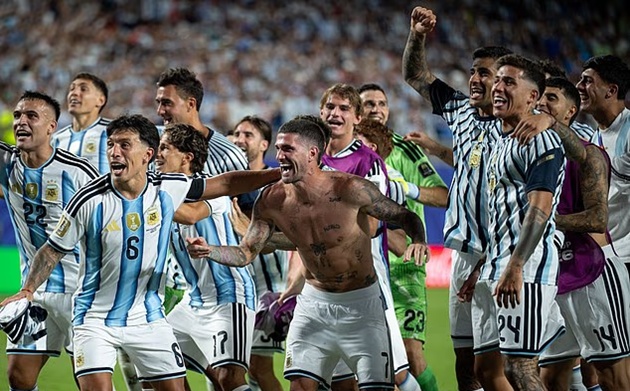 Argentina hát một bài hát về quần đảo Falkland để chế giễu Anh. (Ảnh: Getty Images)