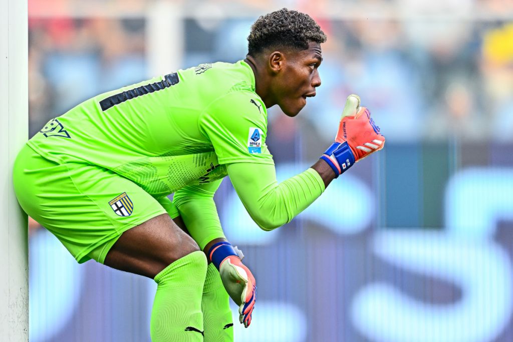 Ảnh bài viết Newcastle United gia nhập cuộc đua giành "người nhện" Zion Suzuki
