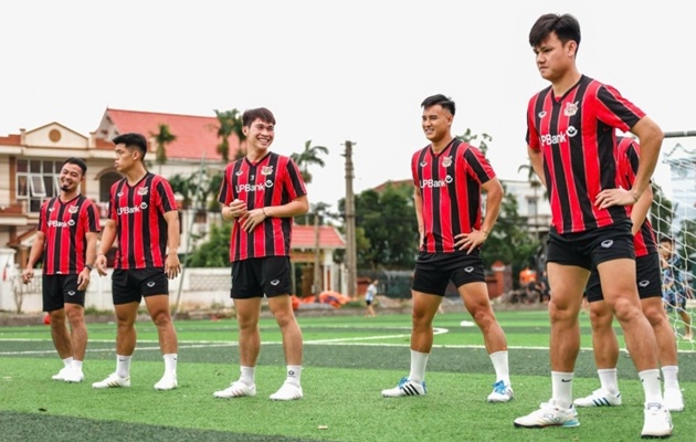 Ảnh bài viết Các đội bóng V.League chạy đua với thời gian trước mùa giải mới