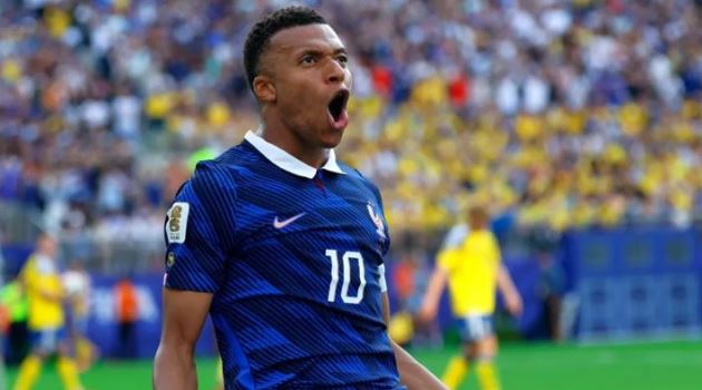 Ảnh bài viết Kylian Mbappe đã là cầu thủ Pháp vĩ đại nhất lịch sử?