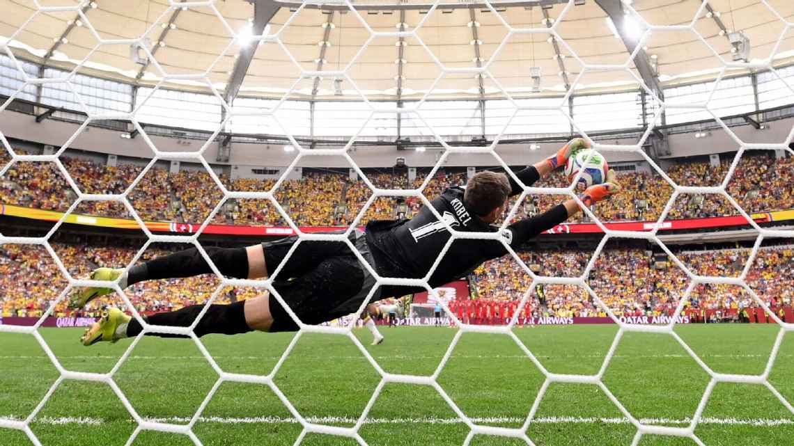 Ảnh bài viết Các thủ môn chuẩn bị như thế nào cho loạt luân lưu tại World Cup?