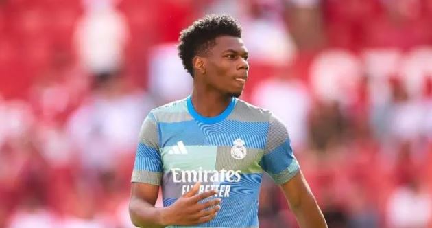 Ảnh bài viết HLV Roma ẩn ý khả năng bán Manu Kone