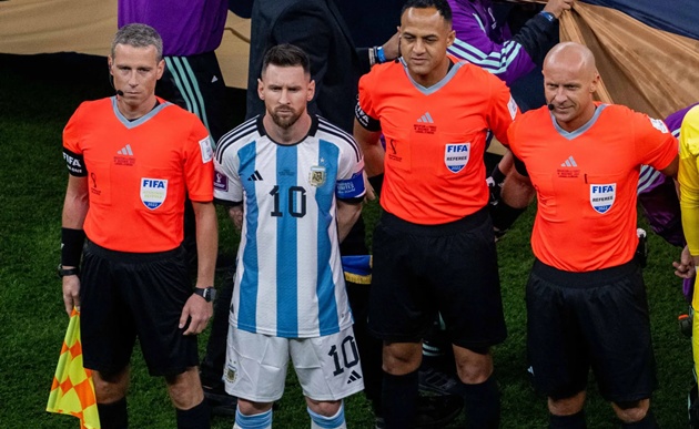 Messi chưa thua trận nào khi Ismail Elfath điều khiển trân đấu. (Ảnh Getty Images)