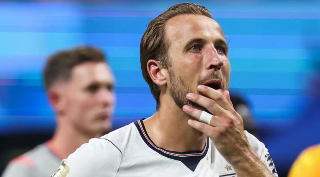 Kane lộ rõ sự thất vọng sau trận thua Argentina. Ảnh: Getty Images.