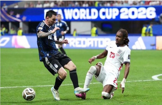 Ảnh bài viết Cổ động viên Anh uất ức vì VAR ngó lơ lỗi của Messi