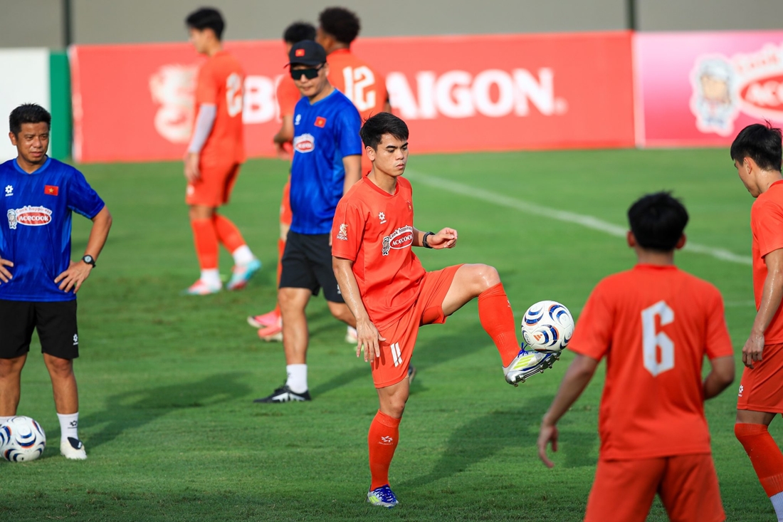 Khuất Văn Khang buộc phải chia tay đội tuyển Việt Nam trước thềm ASEAN Championship 2026. Ảnh: VFF.