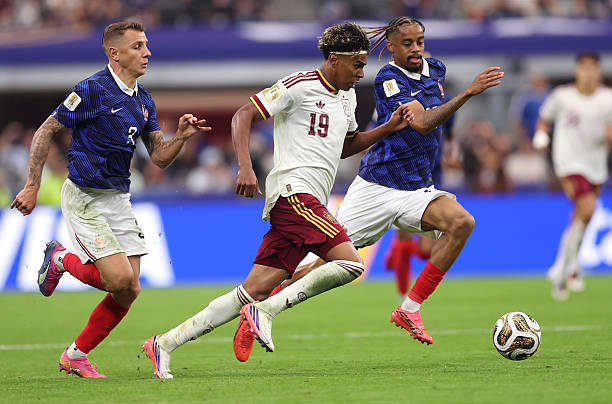 World Cup vẫn là sân chơi riêng của các thế lực bóng đá. Ảnh: Getty Images
