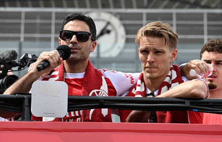 Ảnh bài viết Nhắm Bruno Guimares, Arsenal ra quyết định về tương lai Odegaard