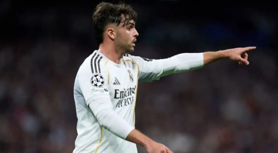 Asencio từ chối đến Chelsea. Ảnh: Getty Images.