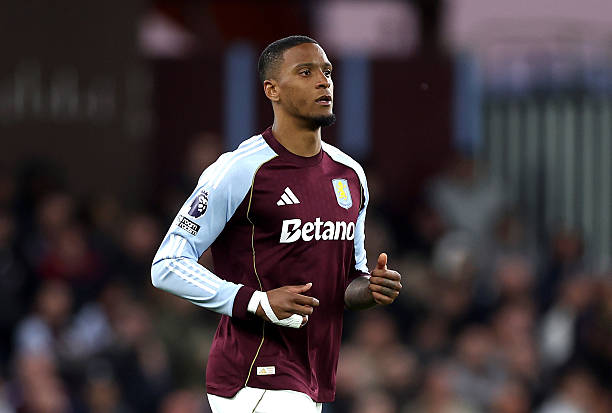 Ezri Konsa được Arsenal quan tâm. Ảnh: Getty Images.