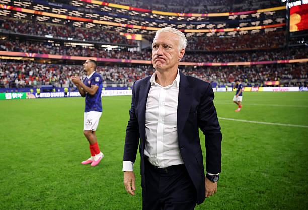 Ảnh bài viết Deschamps: "Sẽ không ai rơi nước mắt khi tôi rời tuyển Pháp"