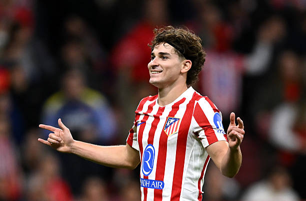 Ảnh bài viết Barca quyết không bỏ cuộc vụ Julian Alvarez