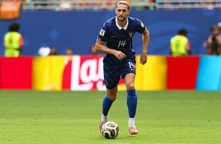 Ảnh bài viết Adrien Rabiot gọi màn trình diễn của tuyển Pháp là nhục nhã
