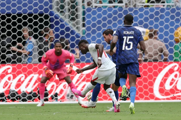 Ảnh bài viết Fan sốc khi trận Anh hạ Pháp giống hệt Soccer Aid