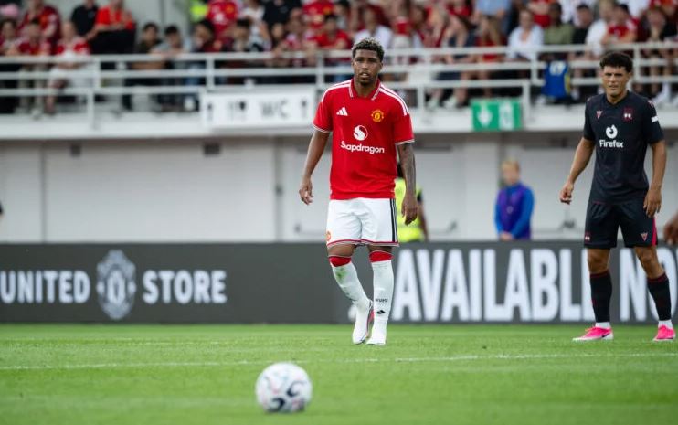Ảnh bài viết Ba bài học cho Carrick sau màn ra mắt của Andrey Santos