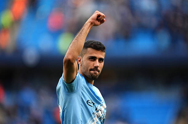 Ảnh bài viết Real Madrid đứng ngoài cuộc đua giành chữ ký Rodri