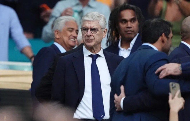 Wenger cho biết FIFA sẽ xem xét lại quãng nghỉ uống nước. Ảnh: Pro Shots.