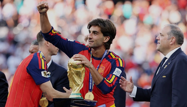 Ferran Torres ấn định chiến thắng cho Tây Ban Nha. (Ảnh: Getty Images)