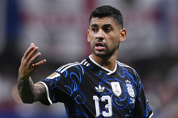 Ảnh bài viết Barca và Inter đại chiến giành chữ ký của Cristian Romero