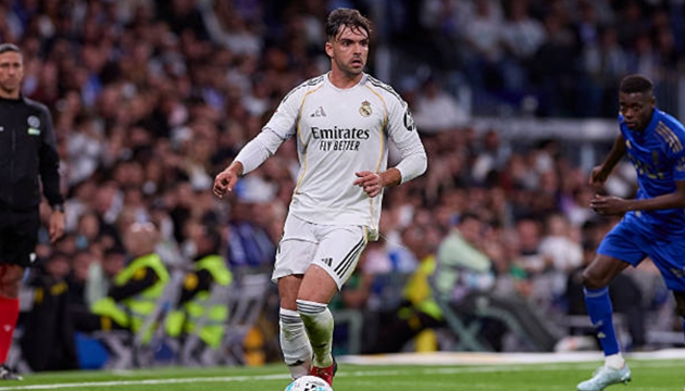 Raul Asencio quyết gắn bó với Real Madrid. (Ảnh: Getty Images)