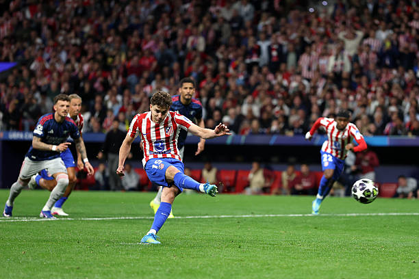 Atletico không có ý định chia tay Julian Alvarez. Ảnh: Getty Images.