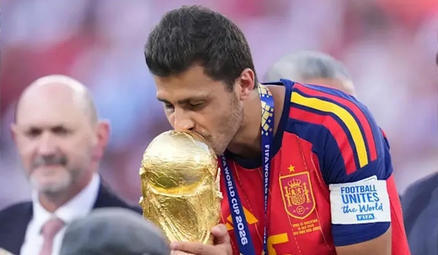 Rodri dẫn dắt ĐT Tây Ban Nha lên ngôi tại Bắc Mỹ. (Ảnh: Sports.yahoo)