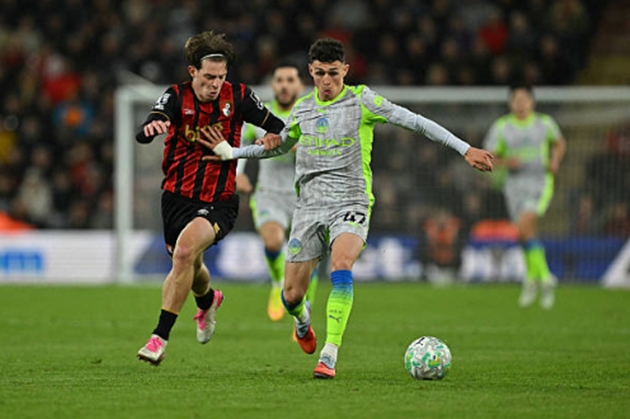 Ban lãnh đạo MU có lý do để chọn Alex Scott. (Ảnh: Getty Images)