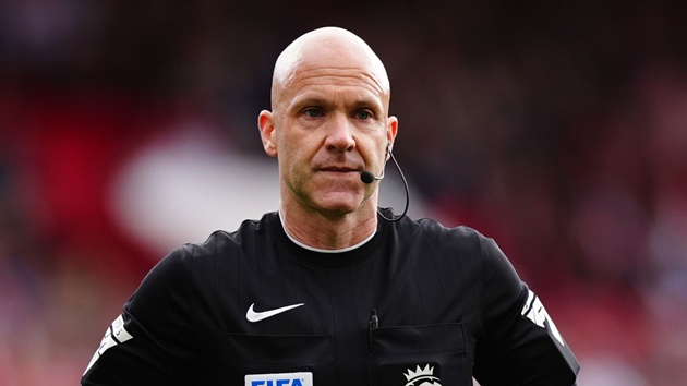Ảnh bài viết Anthony Taylor chính thức giải nghệ sau 16 năm cầm còi