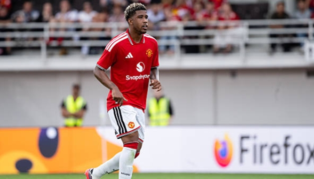 Ảnh bài viết Tân binh Andrey Santos ghi điểm mạnh với dàn sao Man Utd
