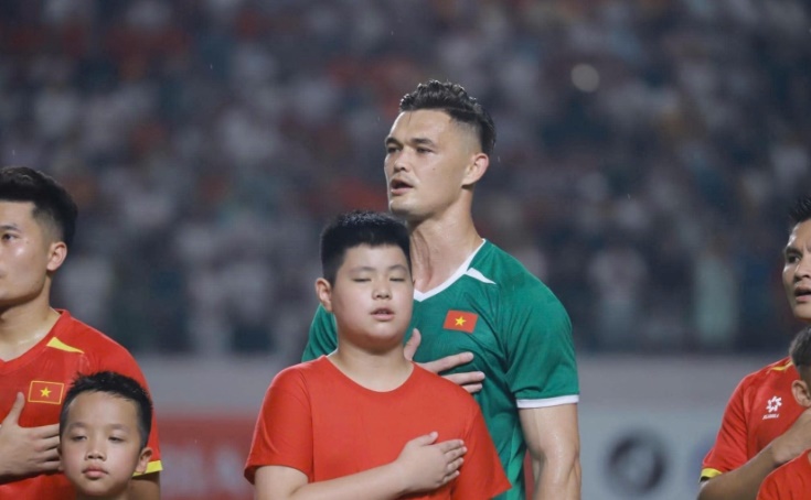Patrik Lê Giang có lần đầu tiên ra mắt tuyển Việt Nam. Ảnh: VFF.