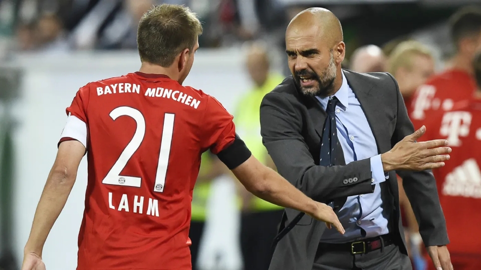 Ảnh bài viết Hậu vệ biên ngược và cuộc cách mạng của Pep Guardiola