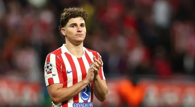 Ảnh bài viết Arsenal sẵn sàng dùng Viktor Gyokeres để đổi lấy Julian Alvarez